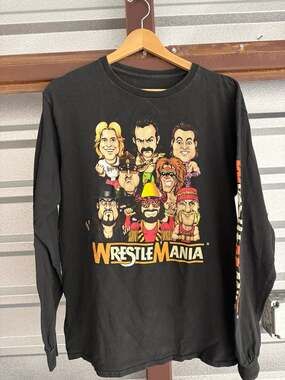 WWE WrestleMania Legends Caricature Long Sleeve Shirt Size M